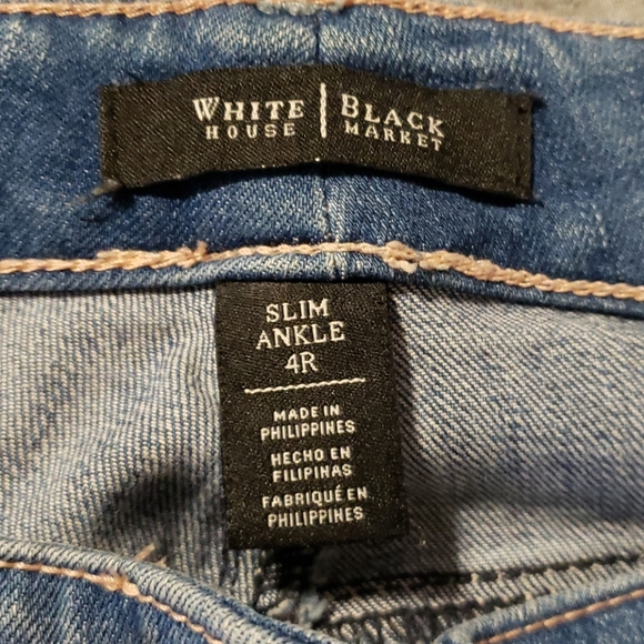 Jeans - Picture 2 of 4